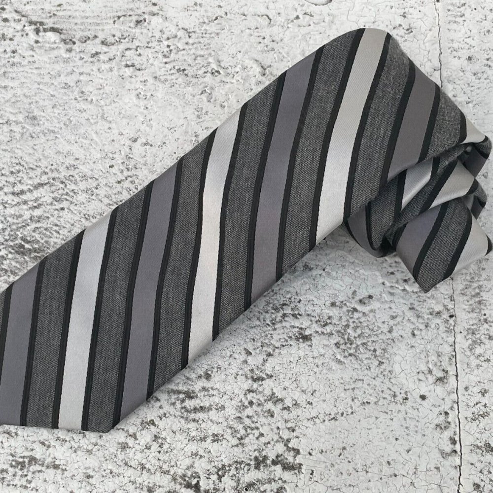 George Men Tie Black/Gray Tone Striped Necktie - Picture 4 of 7
